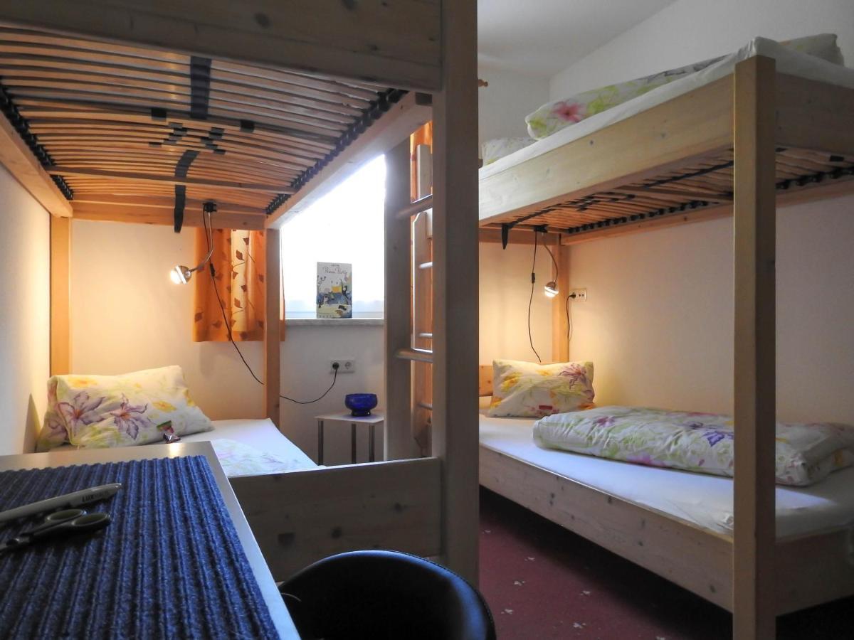 Ferienwohnung Julia Brixen im Thale Exterior photo
